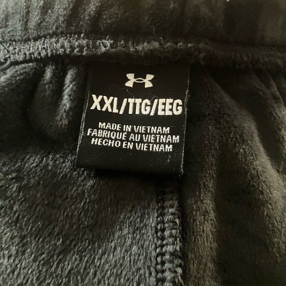 Under Armour Gray Black Velour Drawstring Athletic Sports Pocket Shorts Mens XXL - Picture 7 of 10